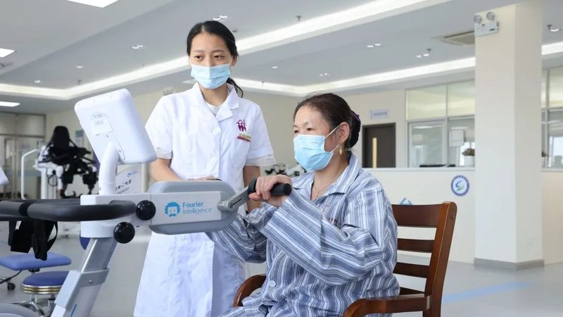 护理院床位定制尺寸：如何科学选择，保障老人舒适与安全